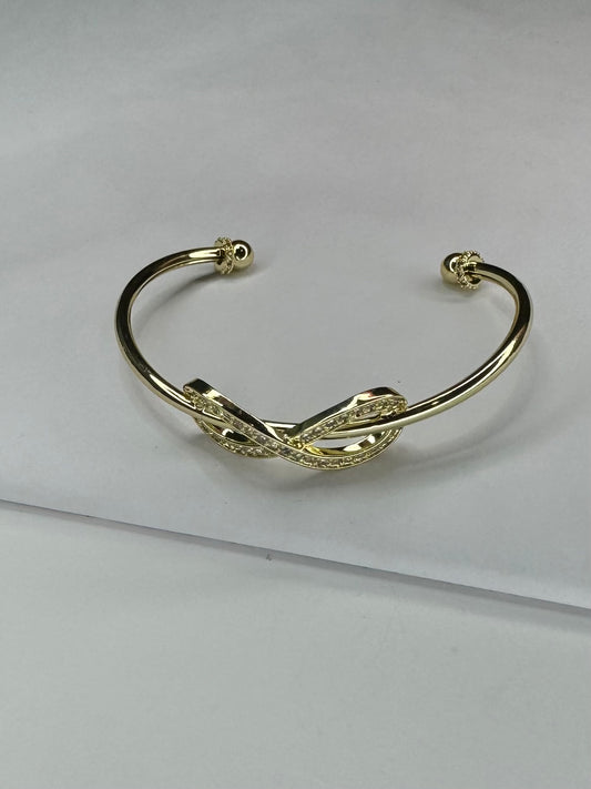 Infinity bracelet